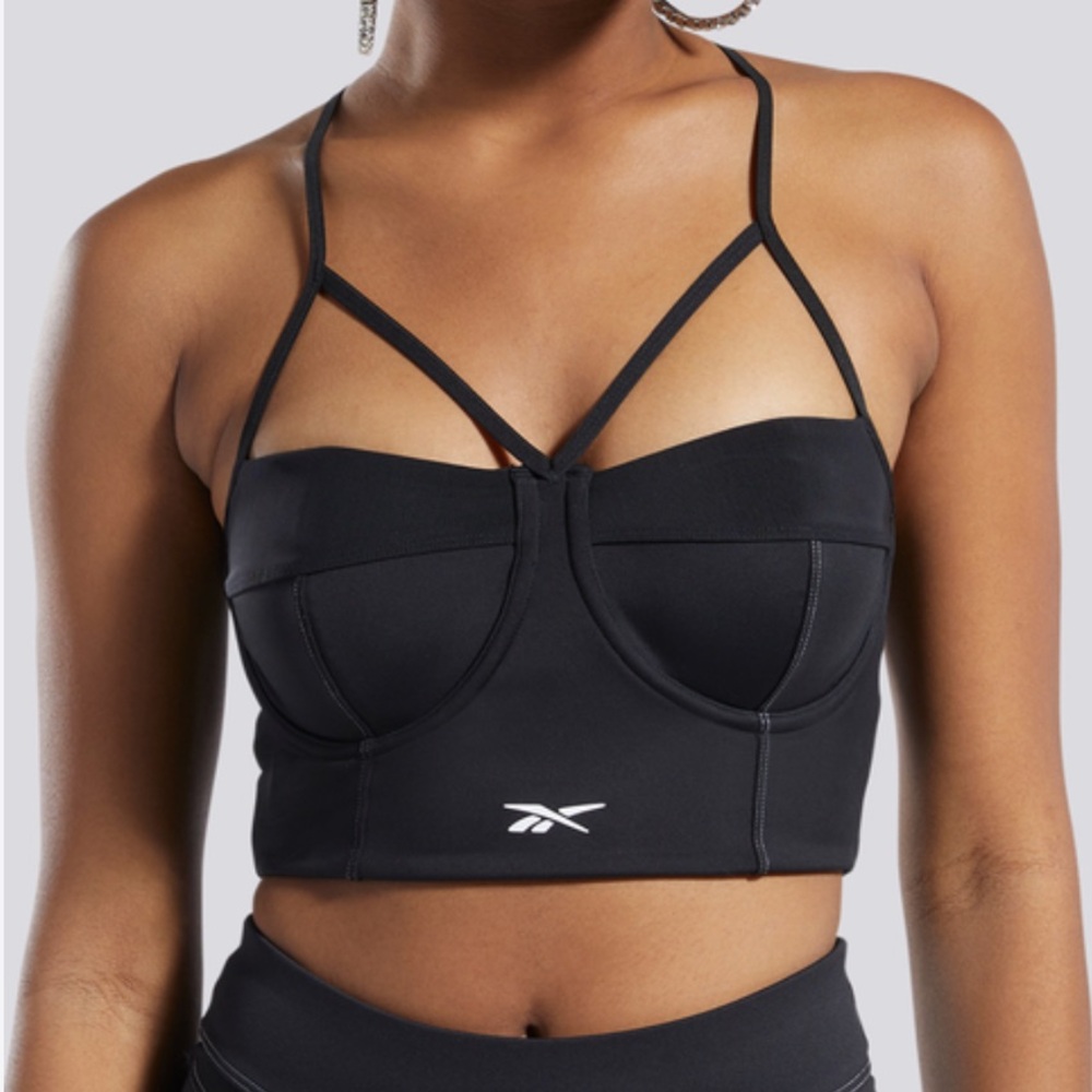 NWT! REEBOK X CARDI B WOMEN’S BRALETTE / ALL BLACK| Size Medium